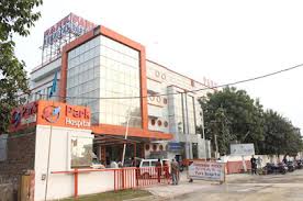 Park Hospital, Faridabad, Haryana, Buliding
