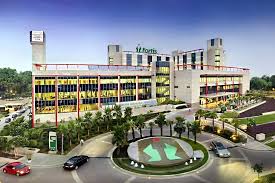 Fortis Memorial Research Institute (FMRI) Gurugram,Sector - 44, Opposite HUDA City Centre, Gurugram, Haryana.